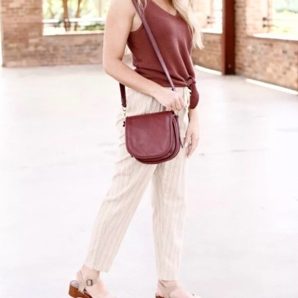 Fossil Rumi Burgundy Leather Crossbody Shoulder Bag Gold Hardware Very Good - Picture 3 of 12